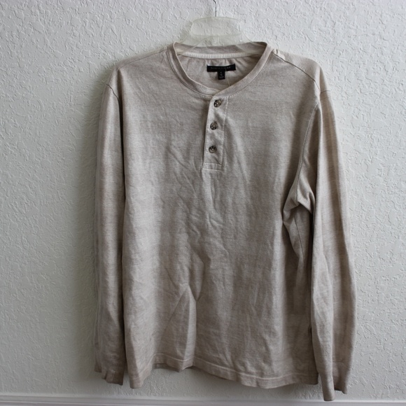 Bulk of T-Shirts - Picture 7 of 8